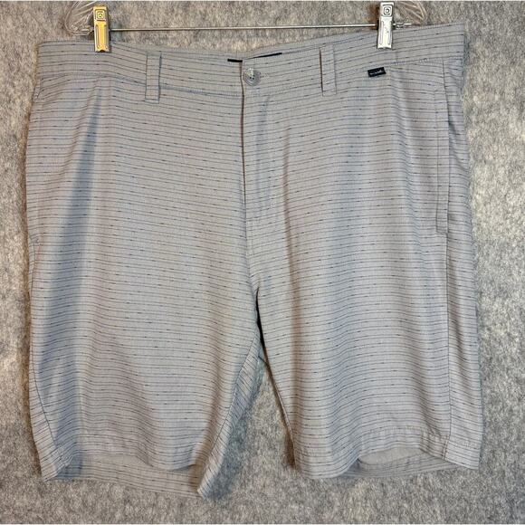 Travis Mathew Mens Grey Striped Fire Pit Sleet Golf Shorts Size 38 Stretch Soft - Picture 1 of 9